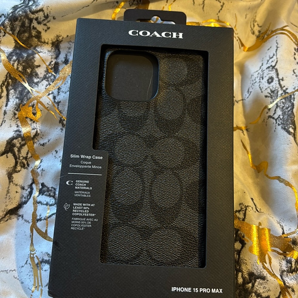 Coach: iPhone be 15 pro max case!Open but never used.
